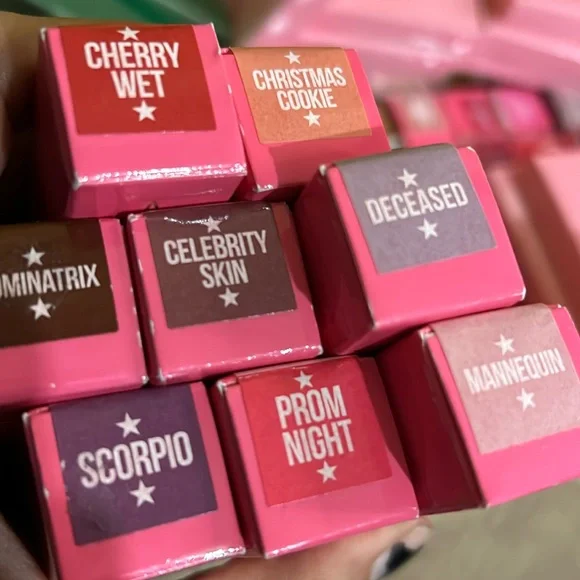 Jeffree Star Lip Liners - Picture 3 of 16